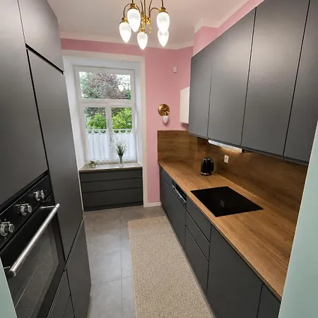 Hoavilla The Noble Apartment, Srodmiescie Апартаменти